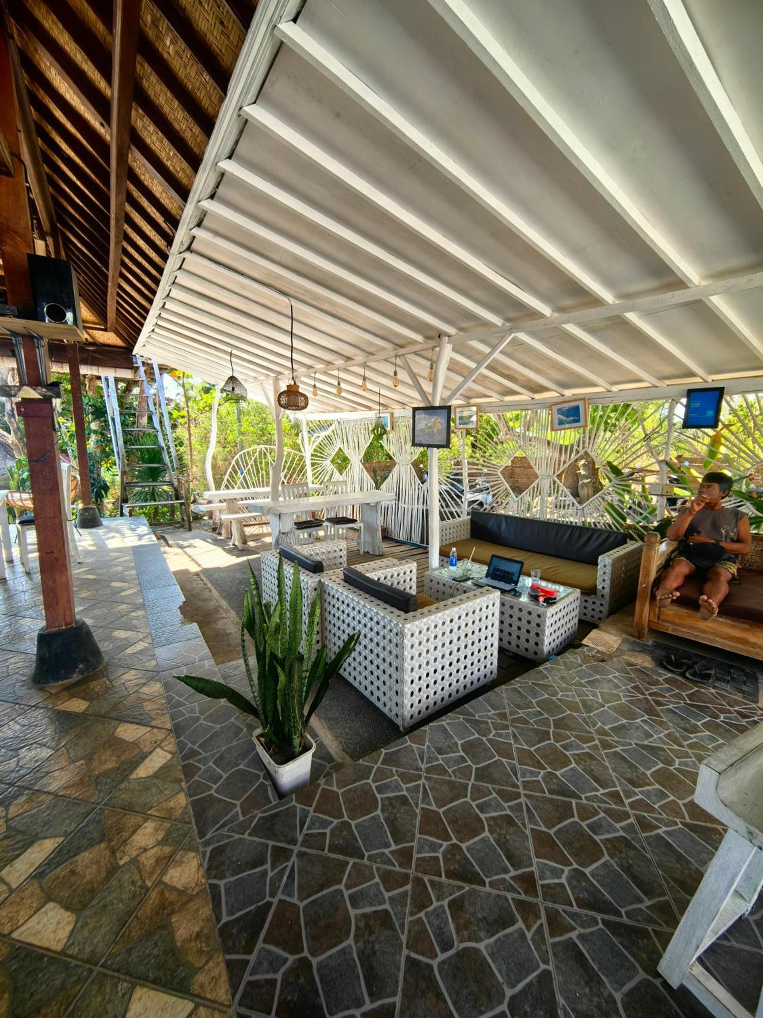 The Dafish Ceningan Hotel Ceningan Island Exterior photo